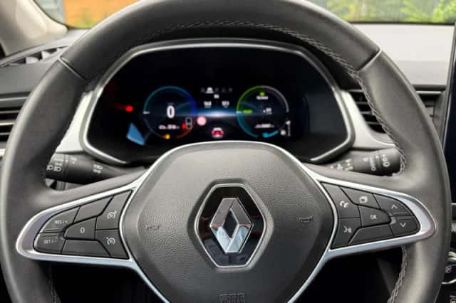 Renault Captur (2023) thumbnail 20