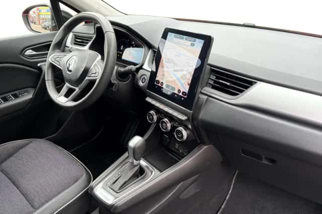 Renault Captur (2023) thumbnail 8