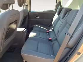 Renault Scénic (2015) thumbnail 14
