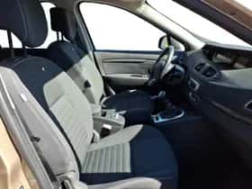 Renault Scénic (2015) thumbnail 15