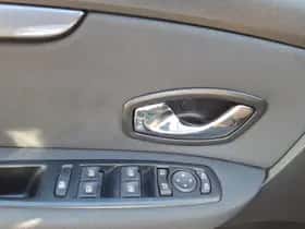 Renault Scénic (2015) thumbnail 20