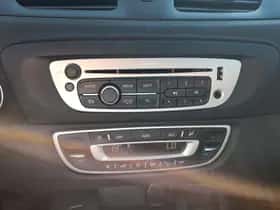 Renault Scénic (2015) thumbnail 22