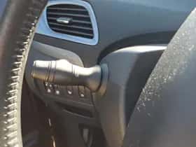 Renault Scénic (2015) thumbnail 26