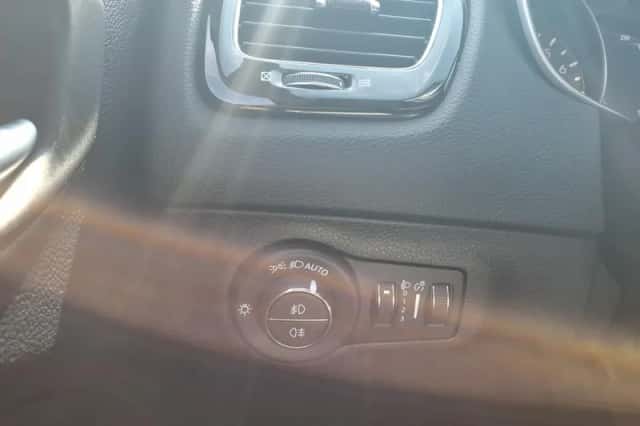 Jeep Compass (2021) thumbnail 27