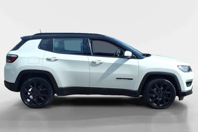 Jeep Compass (2021) thumbnail 4