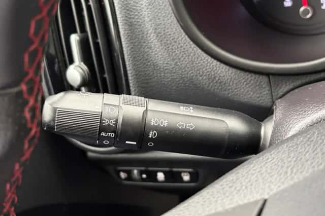 Kia Picanto (2020) thumbnail 24