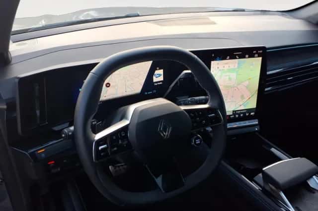 Renault Austral (2025) thumbnail 15