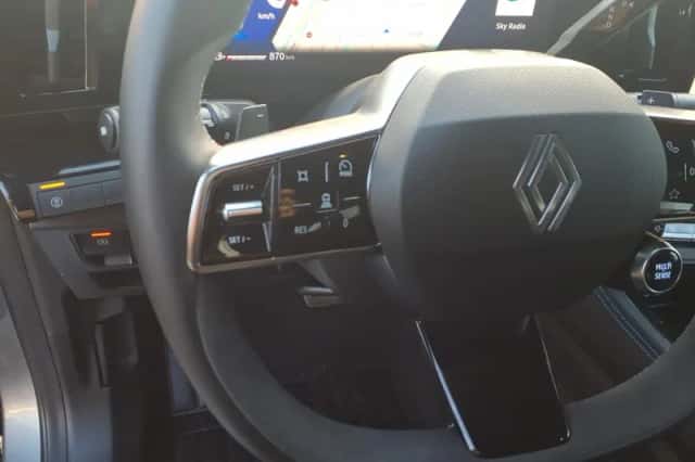 Renault Austral (2025) thumbnail 16
