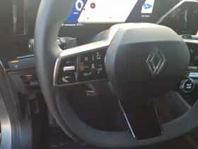 Renault Austral (2025) thumbnail 16