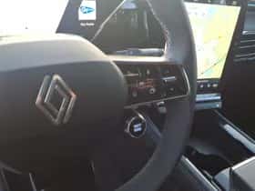 Renault Austral (2025) thumbnail 17
