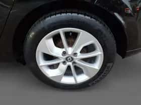 Renault Clio (2017) thumbnail 8
