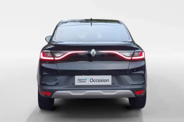 Renault Arkana (2024) thumbnail 6