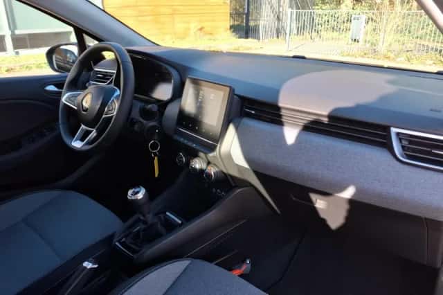 Renault Clio (2024) thumbnail 19
