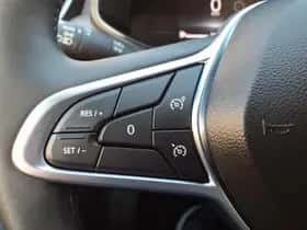 Renault Clio (2024) thumbnail 22