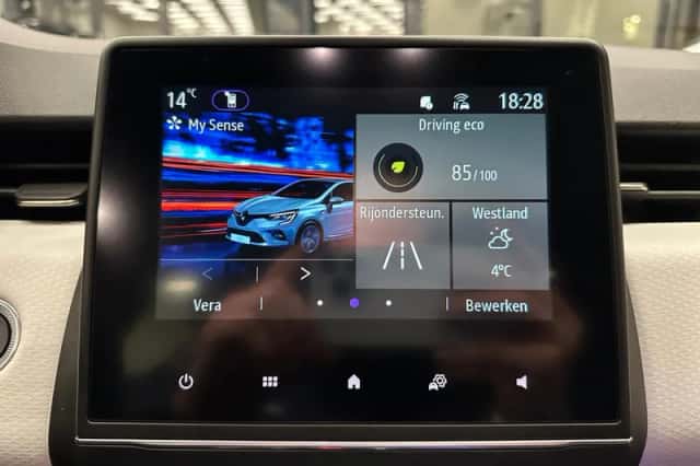 Renault Clio (2022) thumbnail 21