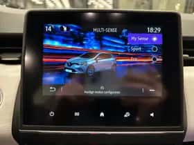 Renault Clio (2022) thumbnail 24