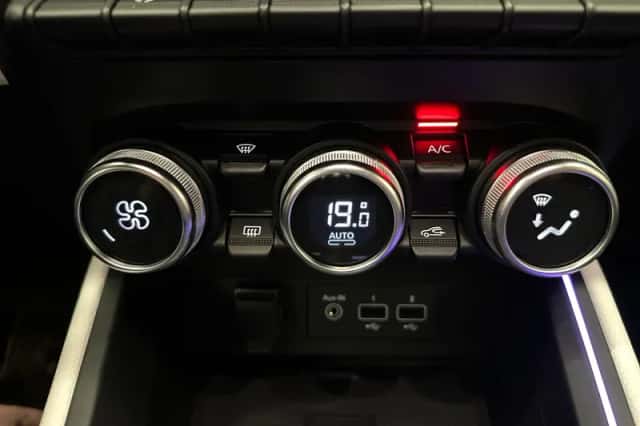 Renault Clio (2022) thumbnail 28