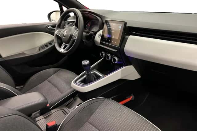 Renault Clio (2022) thumbnail 33