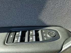 Renault Captur (2024) thumbnail 15