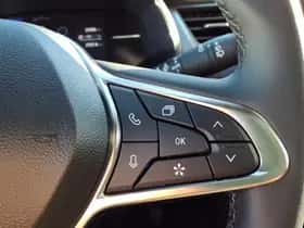 Renault Captur (2024) thumbnail 21