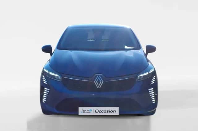 Renault Clio (2024) thumbnail 2