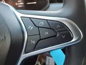 Renault Clio (2024) thumbnail 21