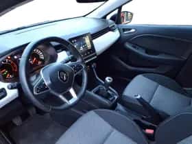 Renault Clio (2023) thumbnail 14