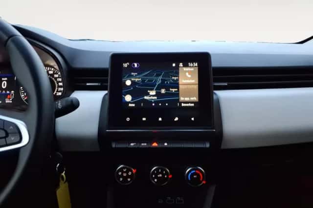 Renault Clio (2023) thumbnail 20