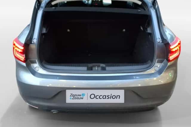 Renault Clio (2023) thumbnail 24
