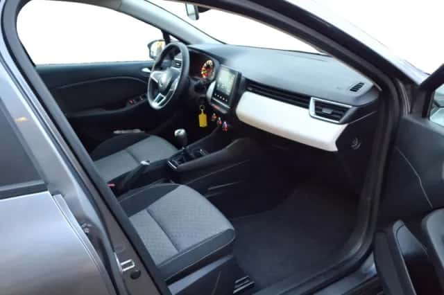 Renault Clio (2023) thumbnail 25