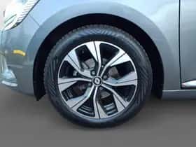 Renault Clio (2023) thumbnail 8