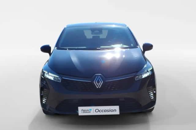 Renault Clio (2024) thumbnail 2