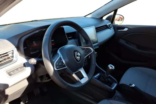Renault Clio (2024) thumbnail 12