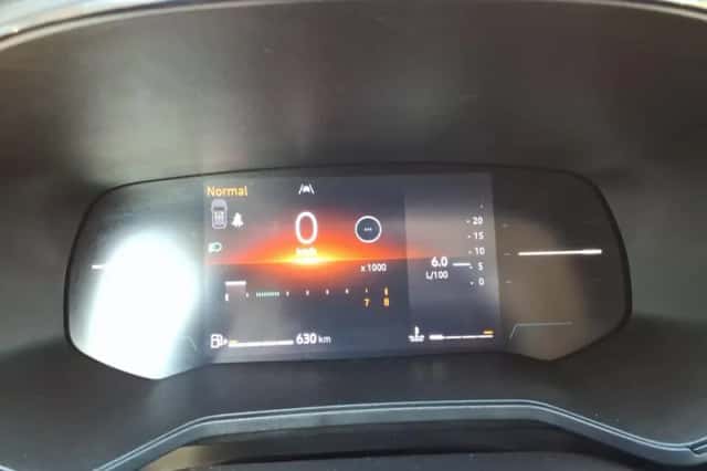 Renault Clio (2024) thumbnail 17