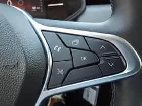 Renault Clio (2024) thumbnail 19