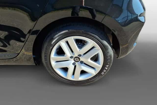 Renault Clio (2024) thumbnail 8