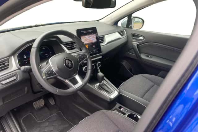 Renault Captur (2023) thumbnail 18