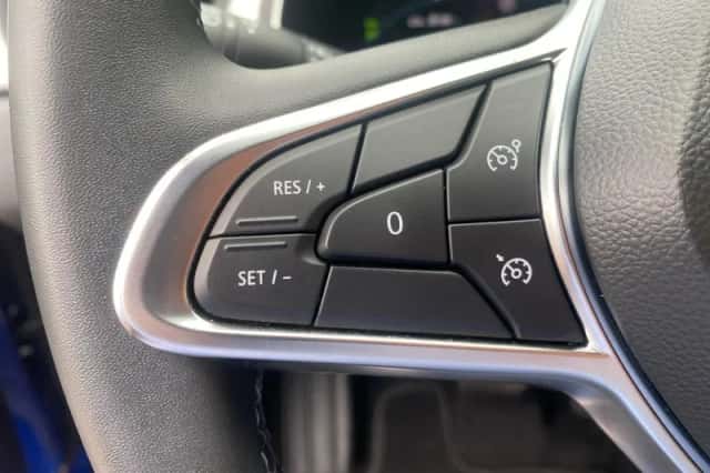 Renault Captur (2023) thumbnail 20