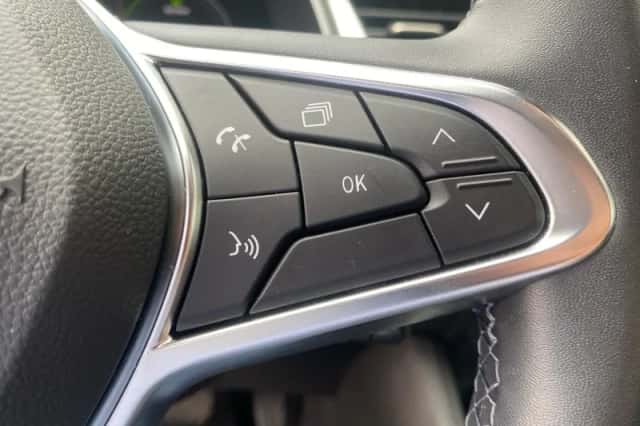 Renault Captur (2023) thumbnail 21