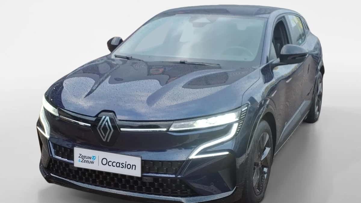 Renault Mégane E-Tech (2025) — foto 1