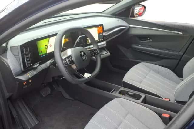 Renault Mégane E-Tech (2025) thumbnail 11