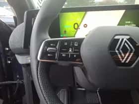 Renault Mégane E-Tech (2025) thumbnail 13