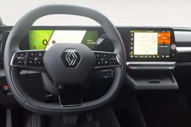Renault Mégane E-Tech (2025) thumbnail 16