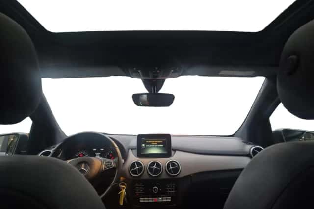 Mercedes-Benz B-Klasse (2015) thumbnail 21