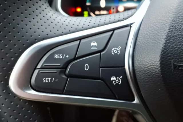 Renault Clio (2024) thumbnail 20