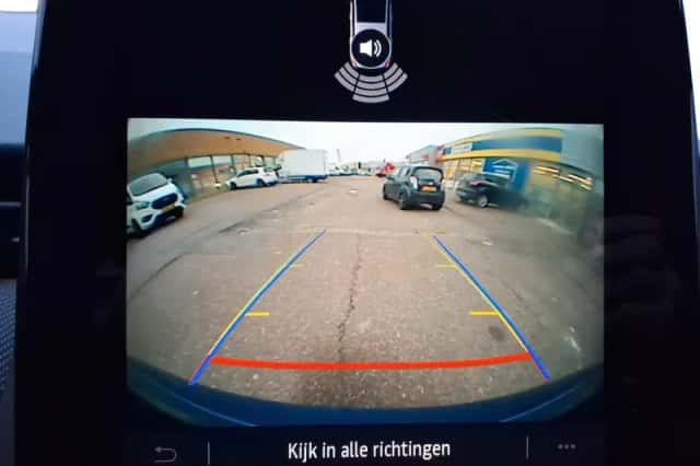 Renault Clio (2024) thumbnail 25