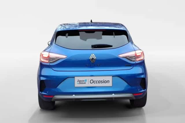 Renault Clio (2024) thumbnail 6