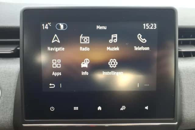 Renault Clio (2024) thumbnail 19