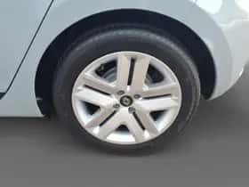 Renault Clio (2024) thumbnail 9