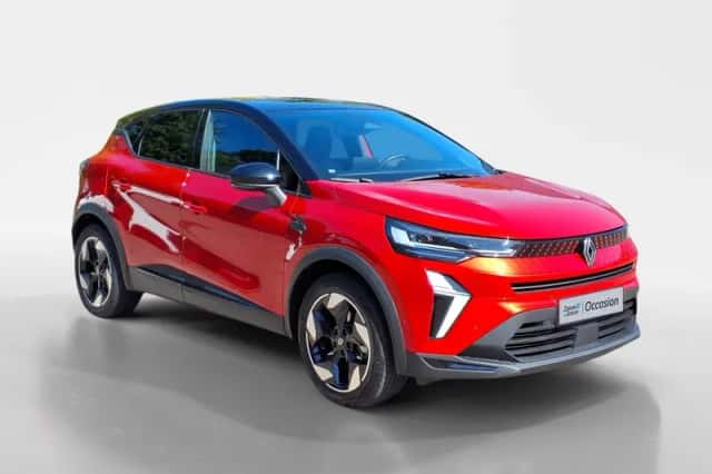 Renault Captur (2025) thumbnail 3